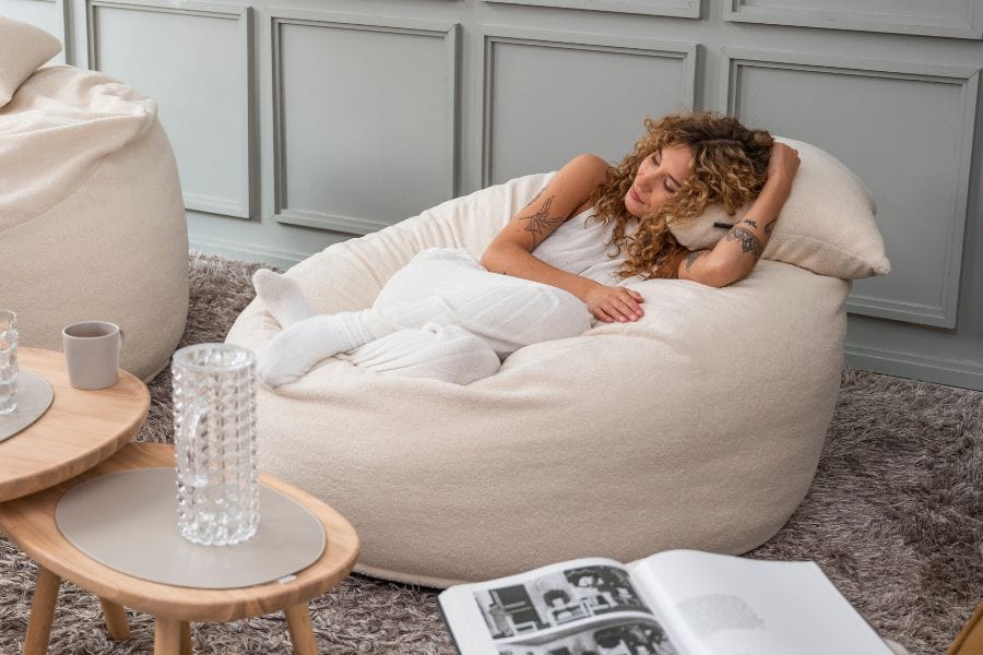 Gros Pouf Capitonné