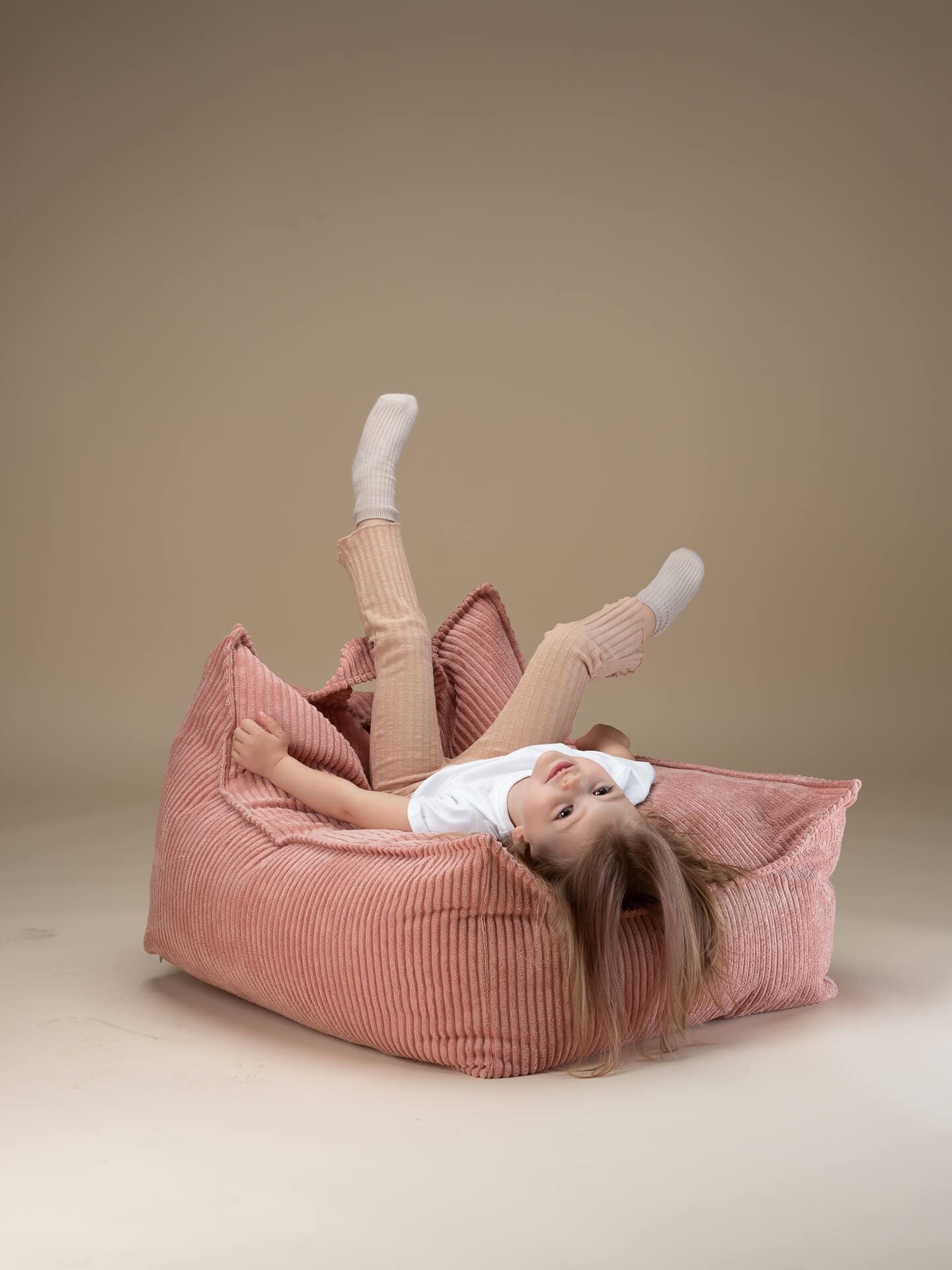 Fauteuil Pouf Enfant Lounge Pug Velours Côtelé Rose Clair - Siège Cocooning Léger Et Douillet Fauteuil Pouf Enfant Lounge Pug Velours Côtelé Rose Clair - Siège Cocooning Léger Et Douillet